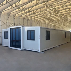 Maison extensible de 12 mètres avec vestiaire