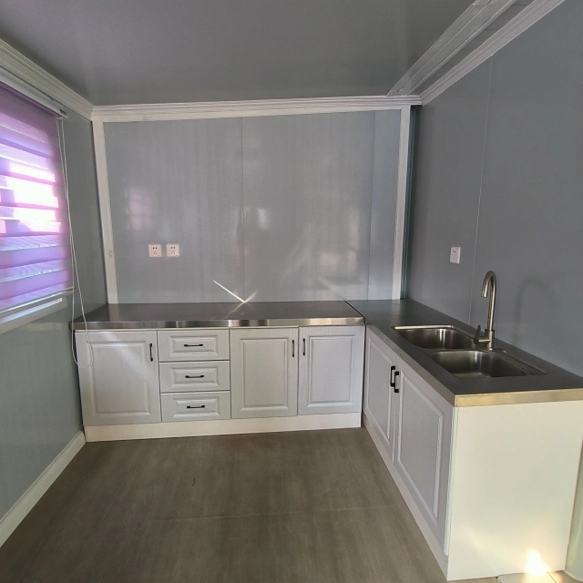 Maison extensible de 6 mètres avec remorque – Image 7