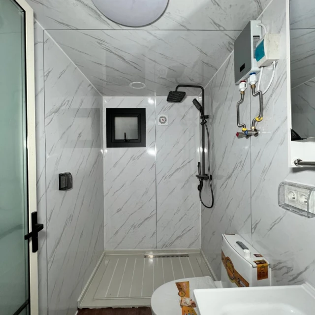 Porche d'entrée extensible de 6 mètres (20 pieds) avec panneaux muraux bleus et aile. – Image 3